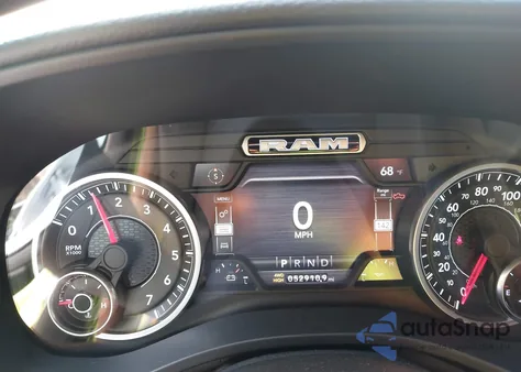 2021 Ram 1500 Big Horn 4X4 5'7 Box from USA, damaged, VIN 1C6SRFFT4MN522228